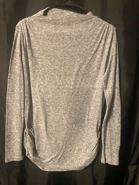 Feel The Piece Heather Gray Long Sleeve Tee